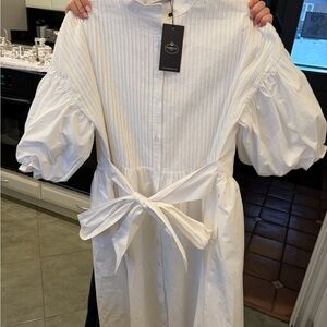 Elegant White Midi Dress